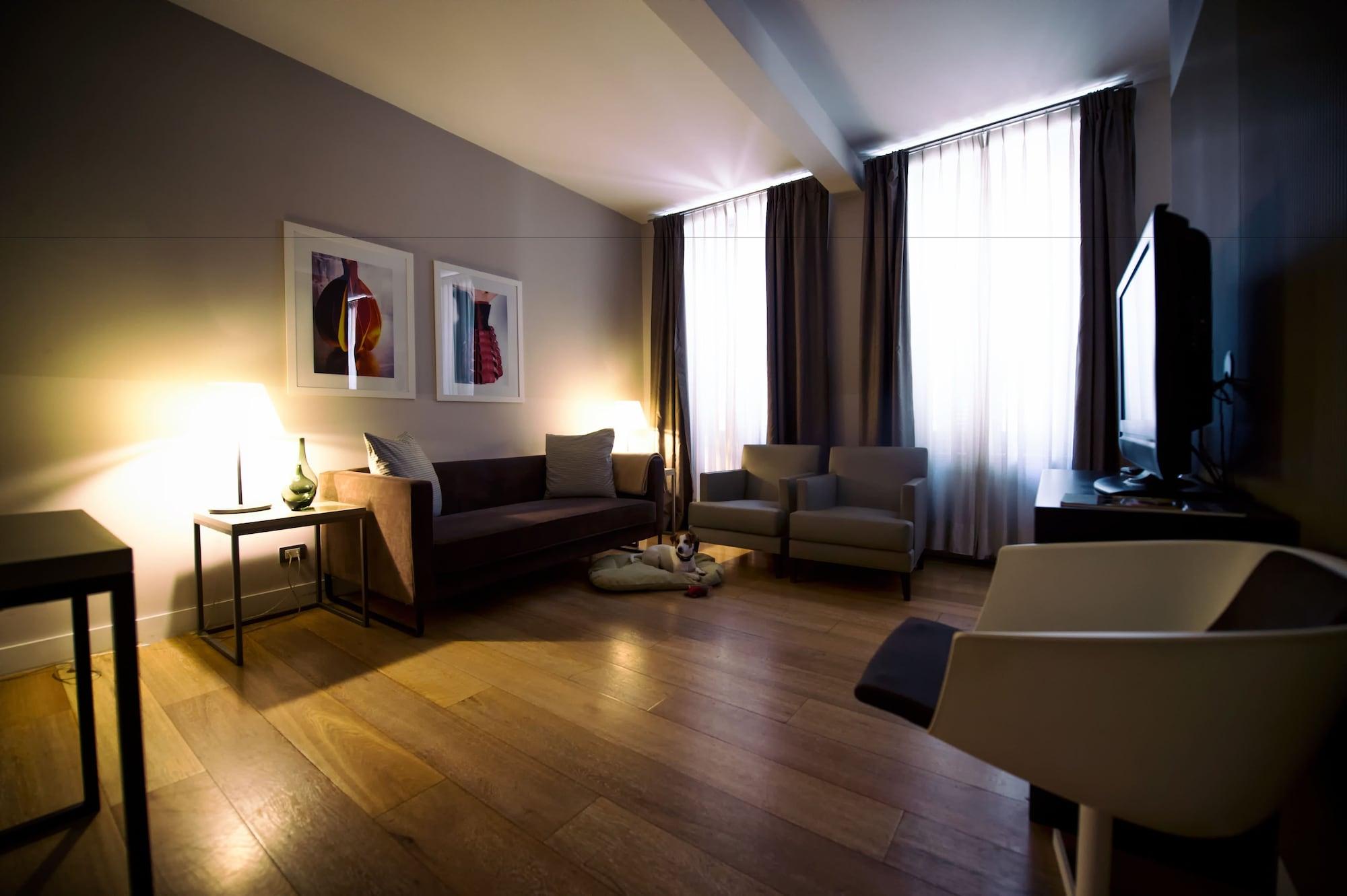 Escalus Luxury Suites Верона Экстерьер фото