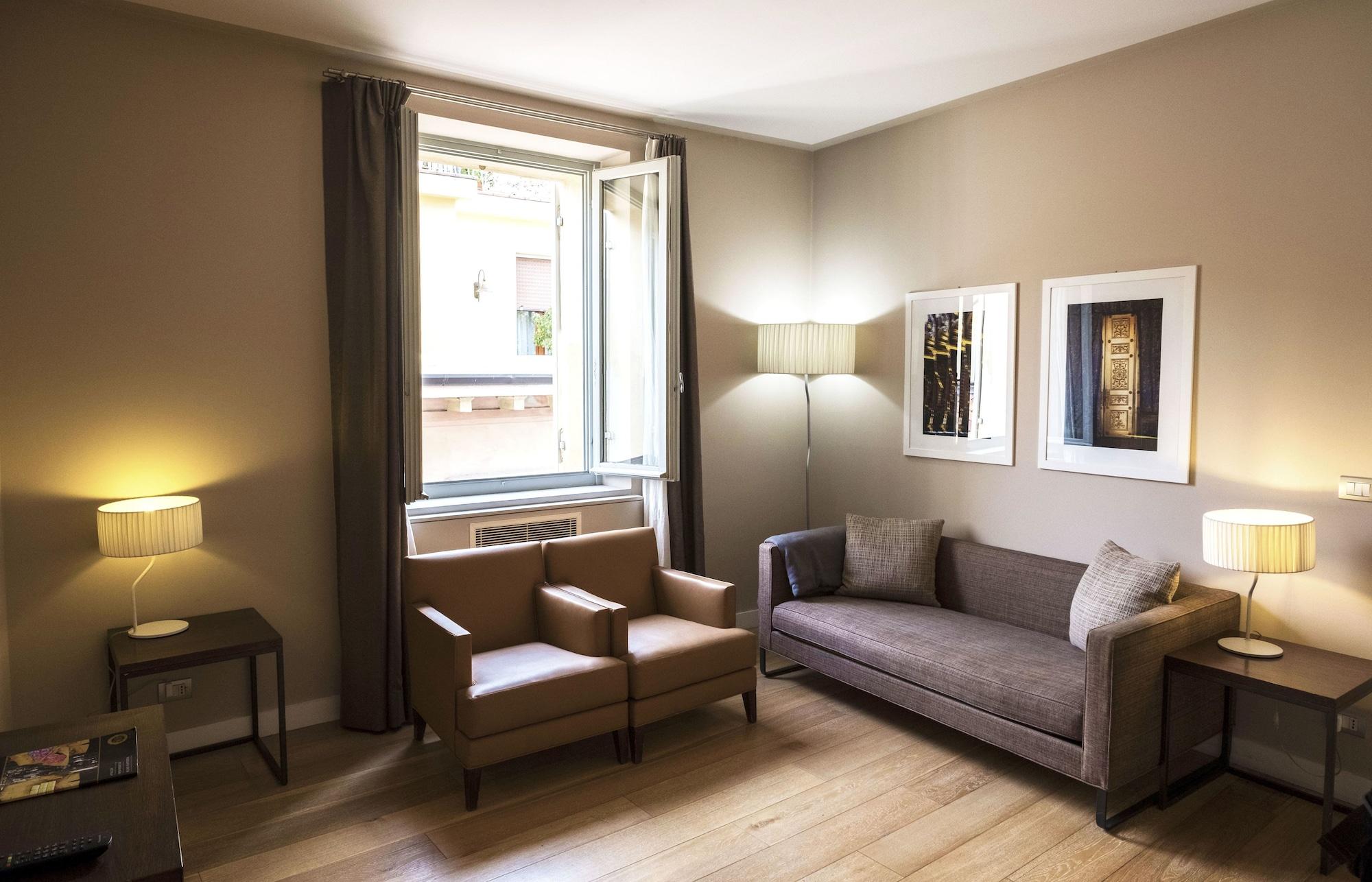 Escalus Luxury Suites Верона Экстерьер фото