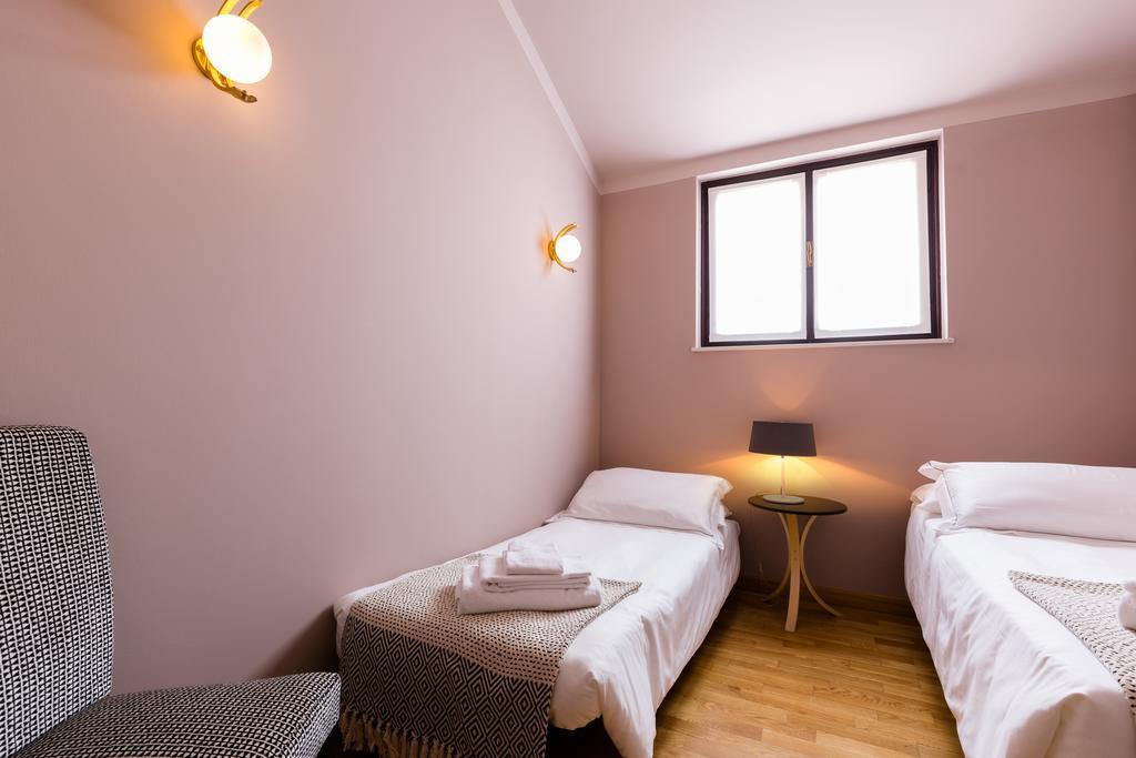 Escalus Luxury Suites Верона Экстерьер фото