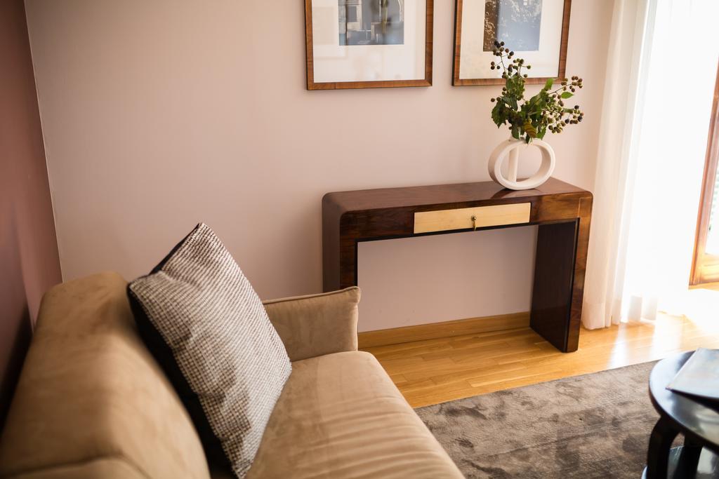 Escalus Luxury Suites Верона Экстерьер фото