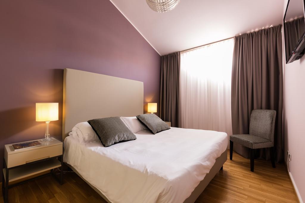 Escalus Luxury Suites Верона Экстерьер фото