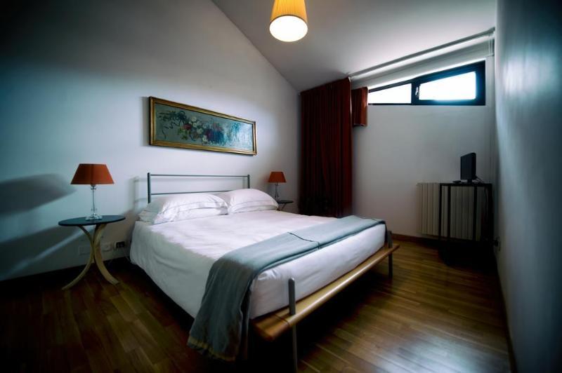 Escalus Luxury Suites Верона Экстерьер фото